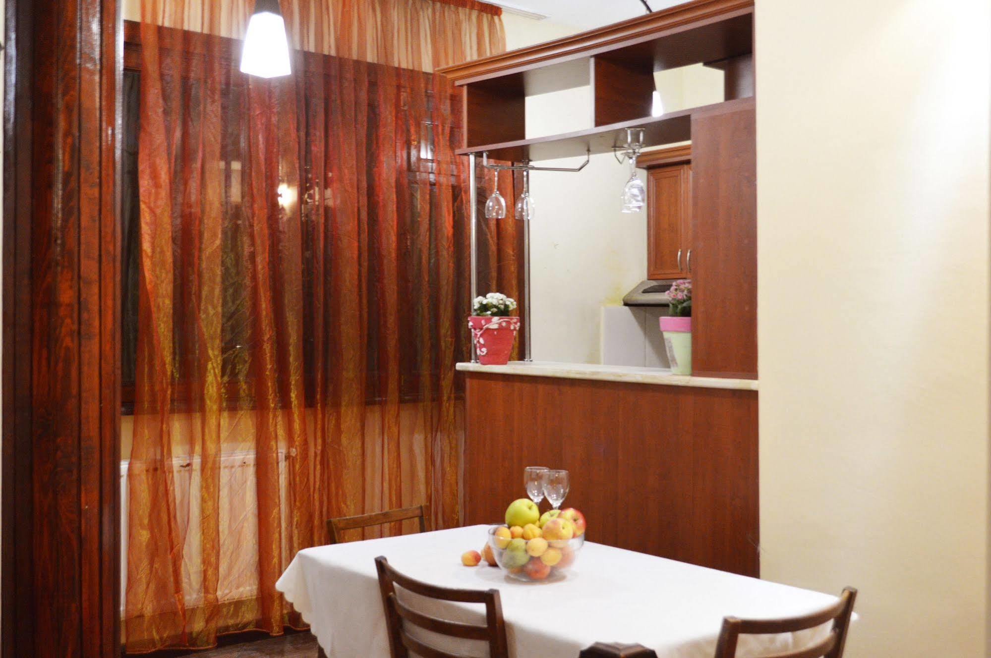 Patio Hostel Τυφλίδα Εξωτερικό φωτογραφία